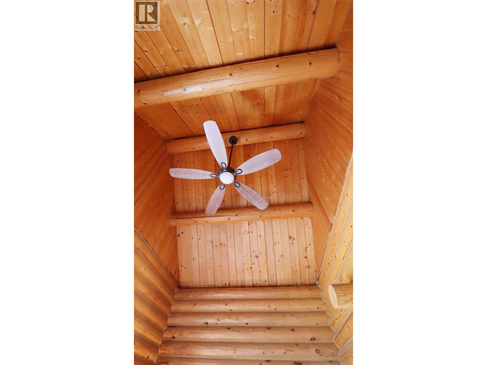 957 Little Shuswap Lake Road - 28