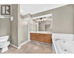 180 Hamptons Terrace NW - photo 26