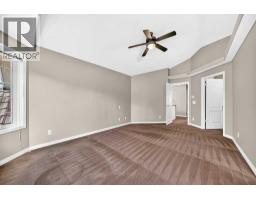 180 Hamptons Terrace NW - photo 24