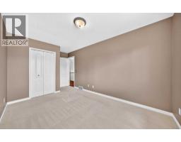 180 Hamptons Terrace NW - photo 30