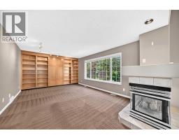 180 Hamptons Terrace NW - photo 15