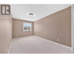 180 Hamptons Terrace NW - photo 29
