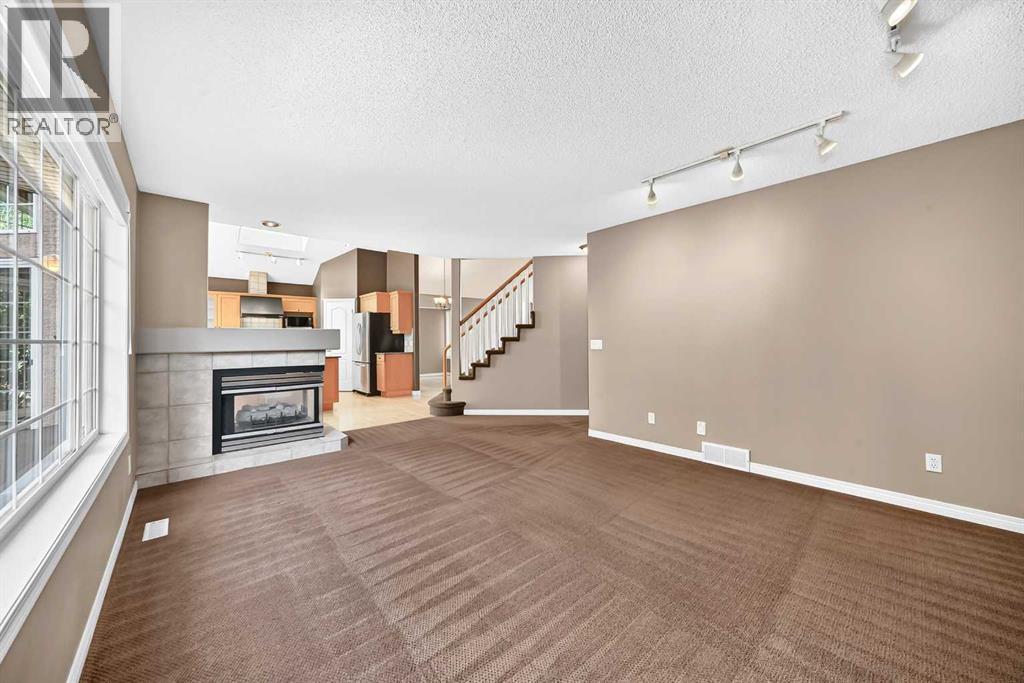 180 Hamptons Terrace NW - 17