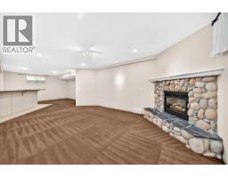 180 Hamptons Terrace NW - photo 34