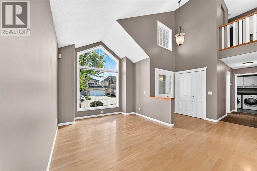 180 Hamptons Terrace NW - 13