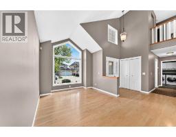 180 Hamptons Terrace NW - photo 13