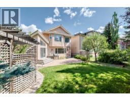 180 Hamptons Terrace NW - photo 48