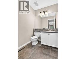 180 Hamptons Terrace NW - photo 20