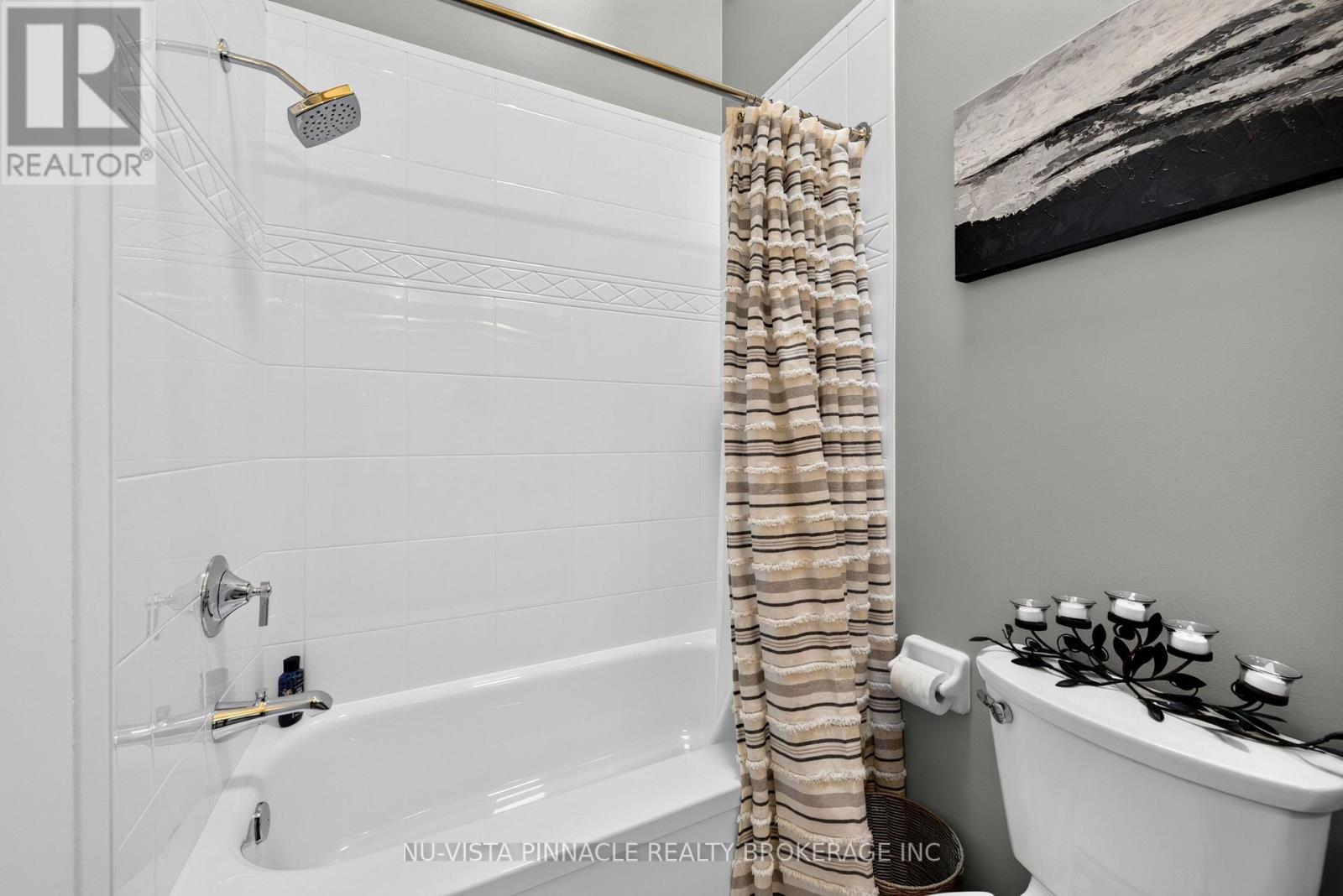 7 ARBOUR GLEN CRESCENT - 17