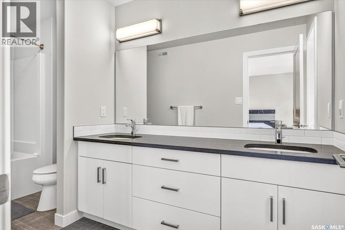 #104 3960 Green Falls DRIVE - Image 23