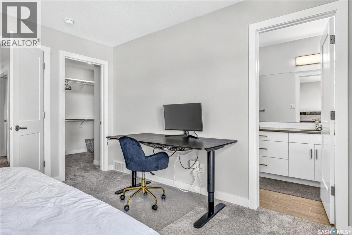 #104 3960 Green Falls DRIVE - Image 24