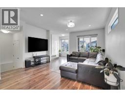 Primary Bedroom - 726 Redstone Drive Ne, Calgary, AB T3N1K9 Photo 8