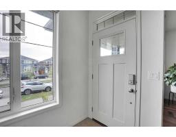 4pc Bathroom - 726 Redstone Drive Ne, Calgary, AB T3N1K9 Photo 6