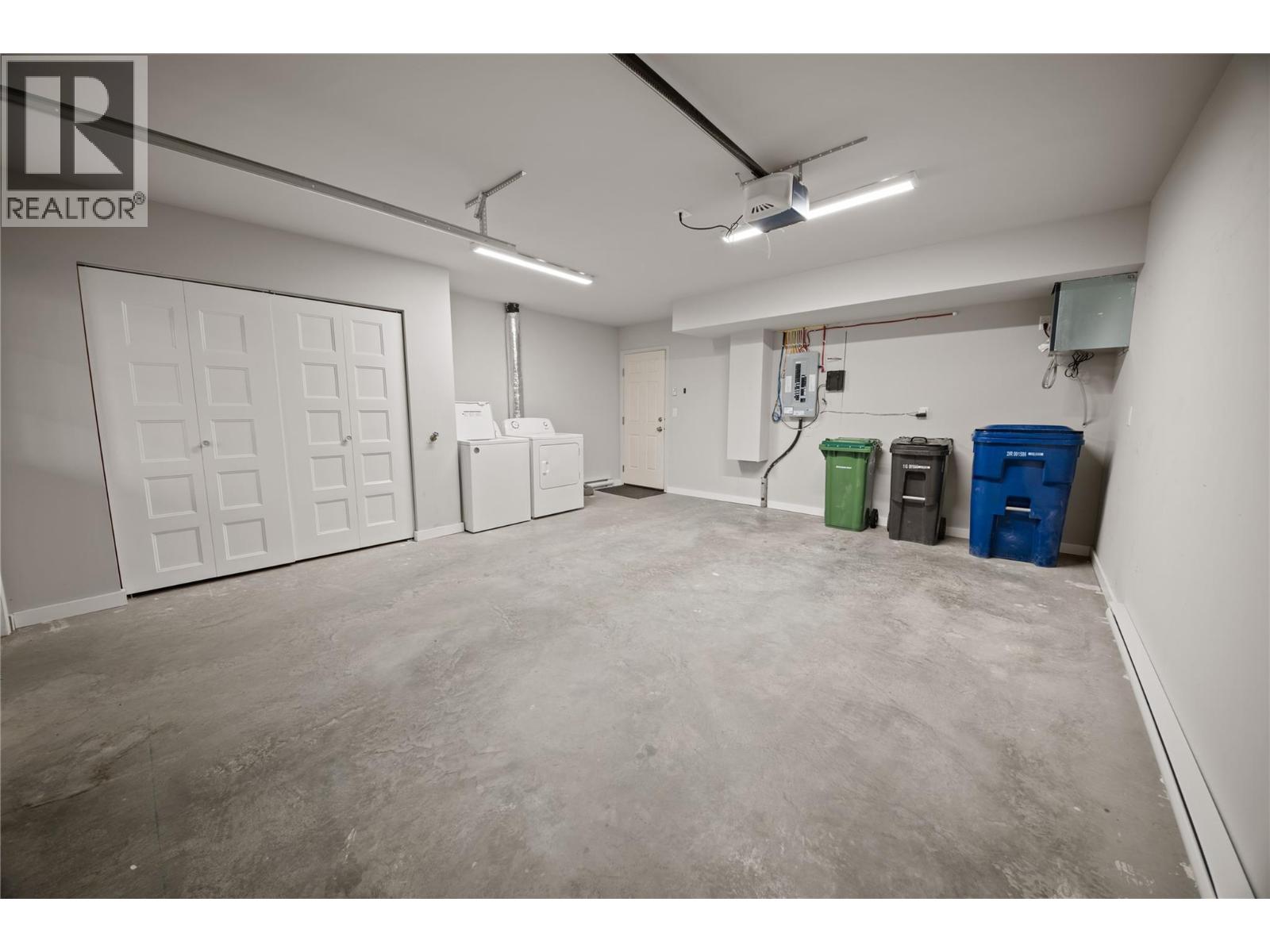 #8 2145 Westside Park Drive - Image 25