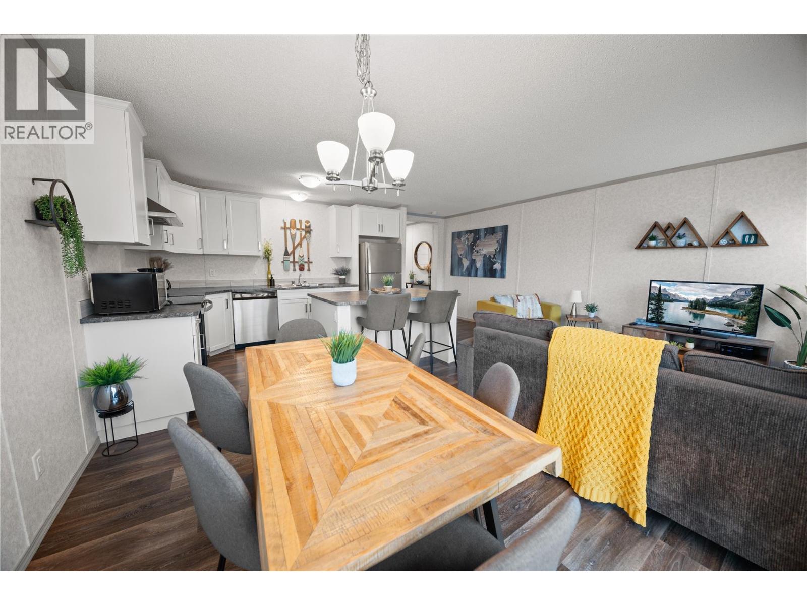 #8 2145 Westside Park Drive - Image 12
