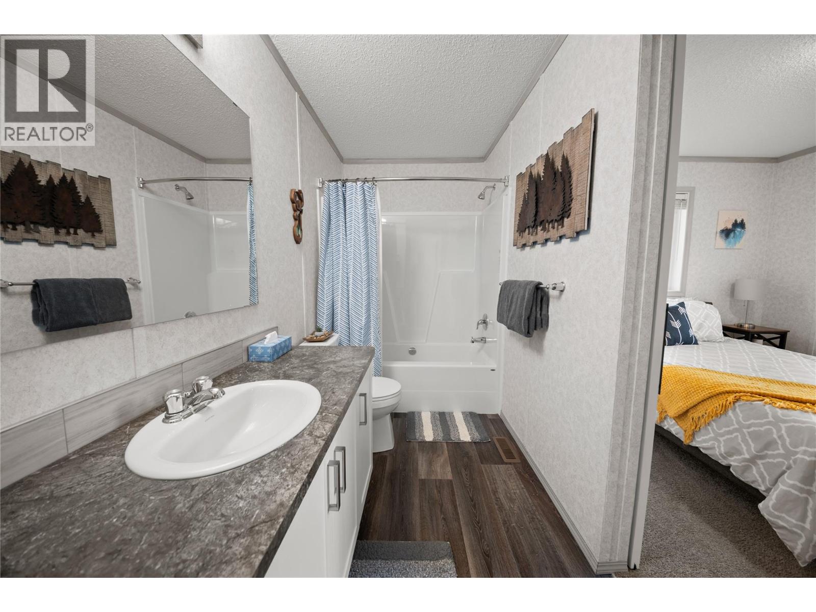 #8 2145 Westside Park Drive - 18