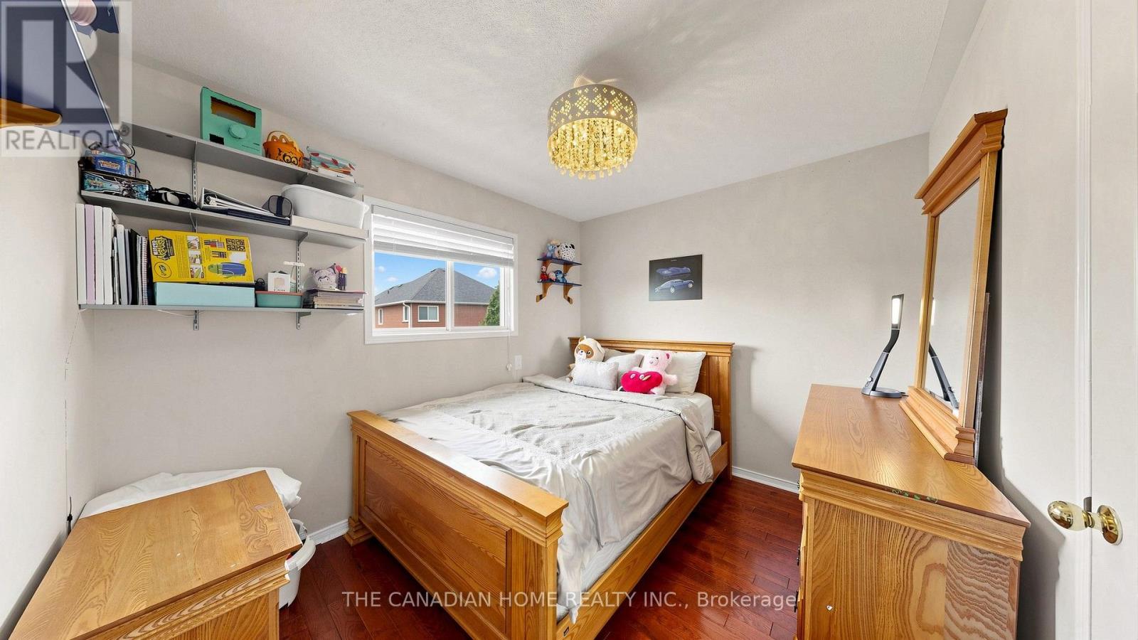68 BANINGTON CRESCENT - 14