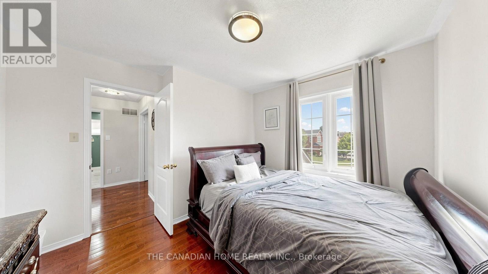 68 BANINGTON CRESCENT - 16