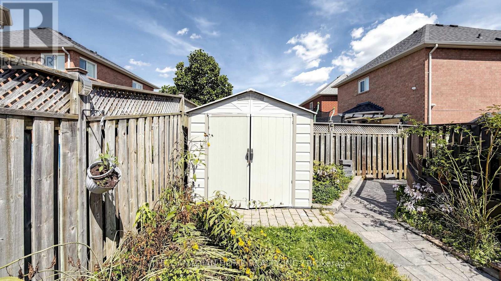 68 BANINGTON CRESCENT - 45