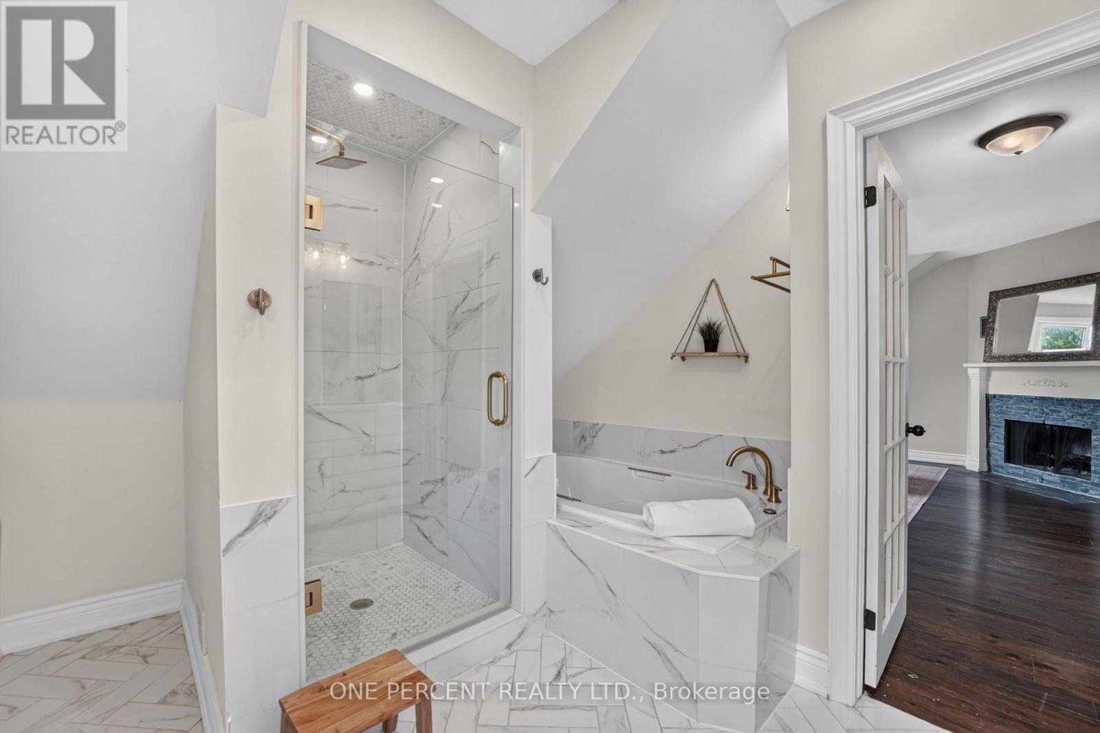 16 BEULAH AVENUE - 35