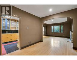 3pc Bathroom - 2131 16a Street Sw, Calgary, AB T2T4K1 Photo 11