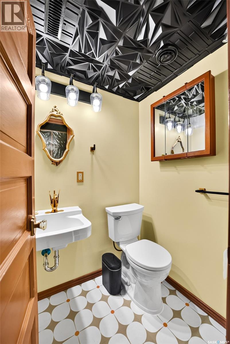 345 MCINTYRE STREET - Image 23