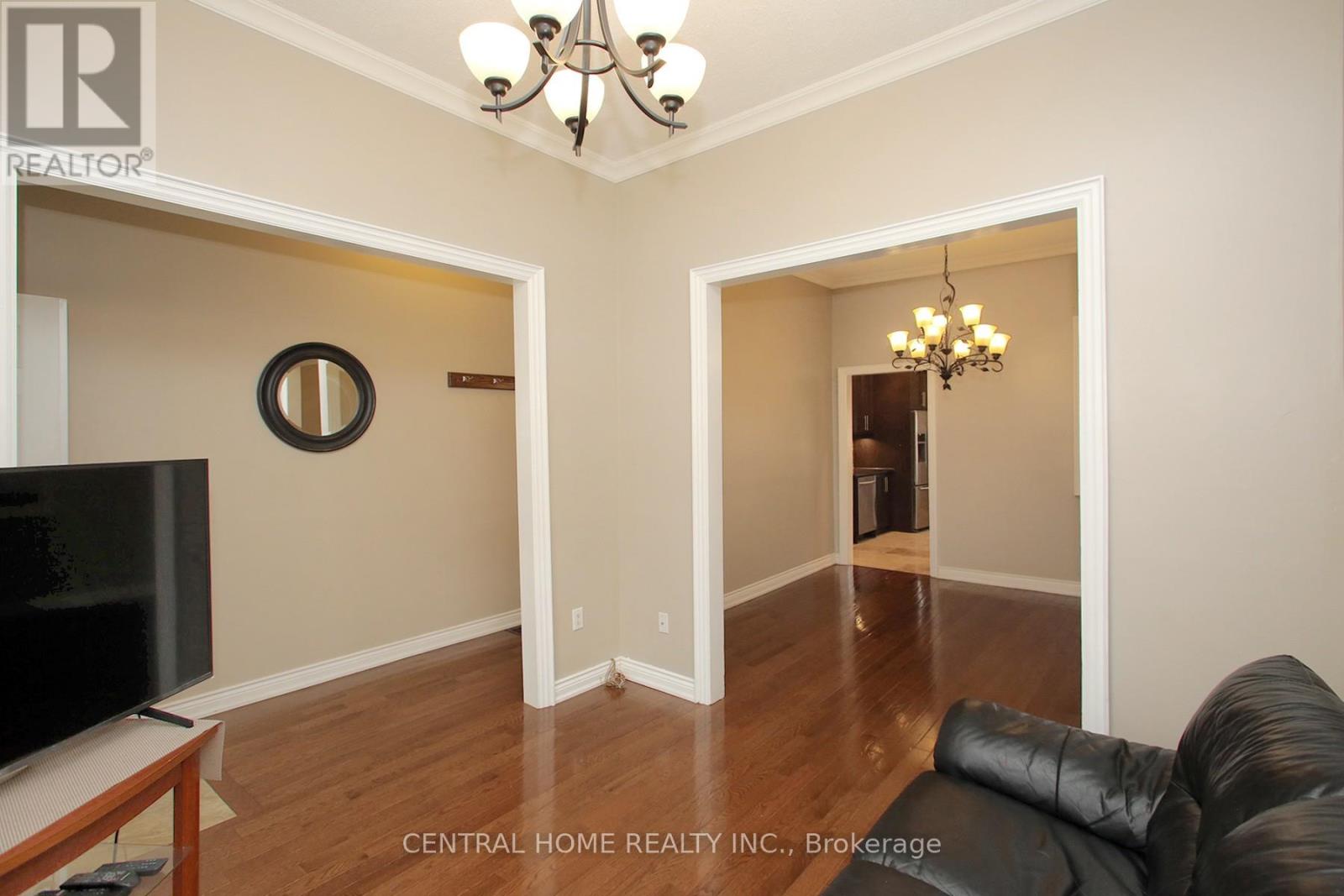 106 CARLAW AVENUE - 2