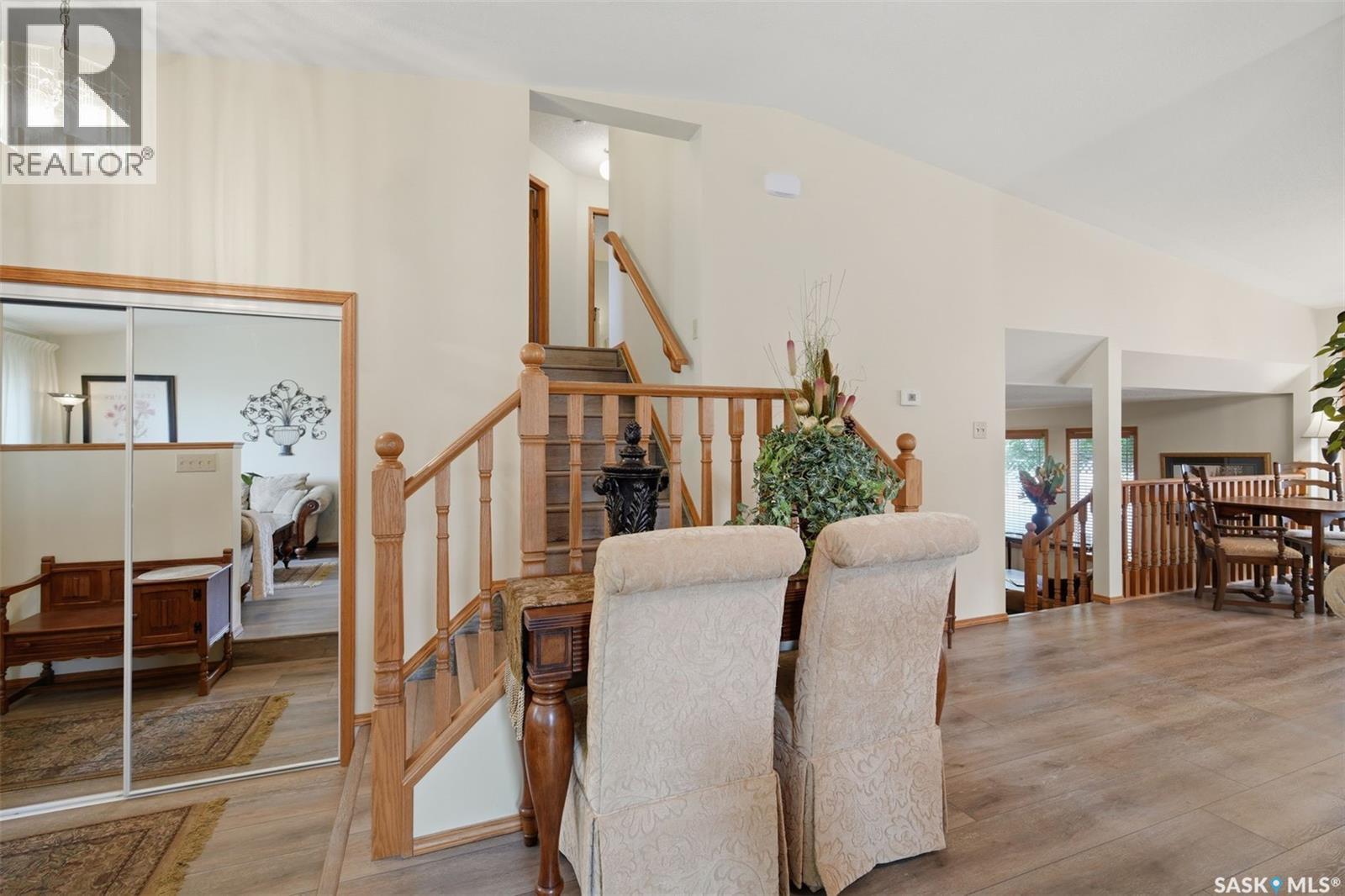504 3rd STREET E - 10