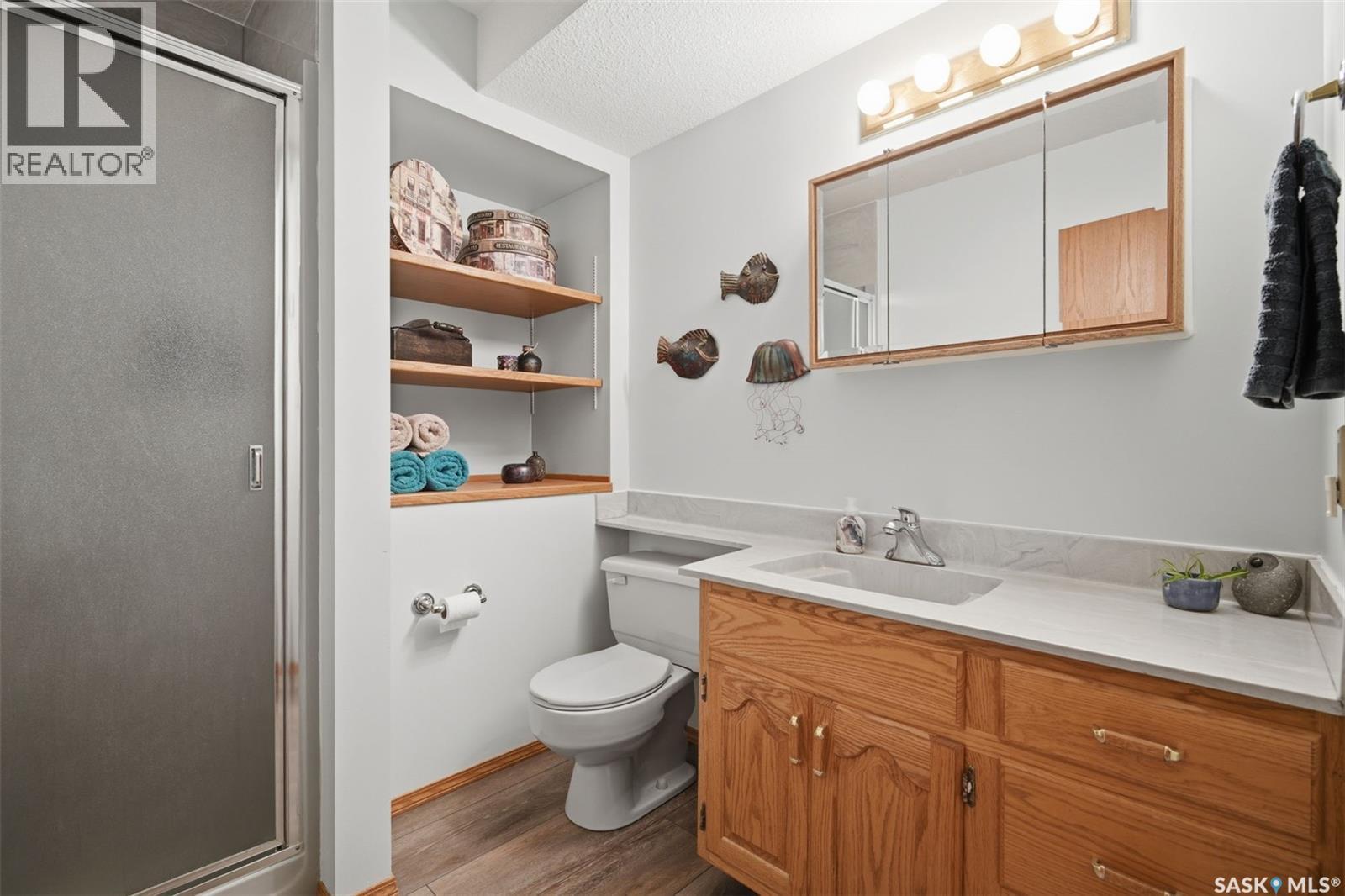 504 3rd STREET E - 19