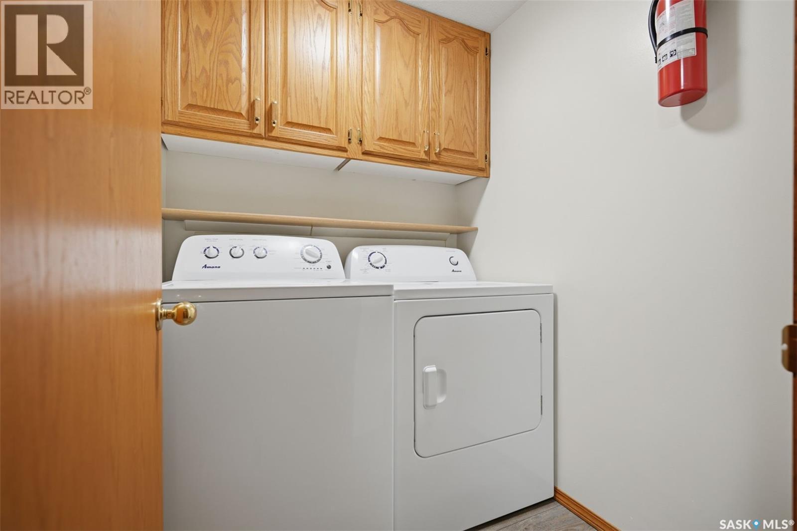 504 3rd STREET E - Image 20