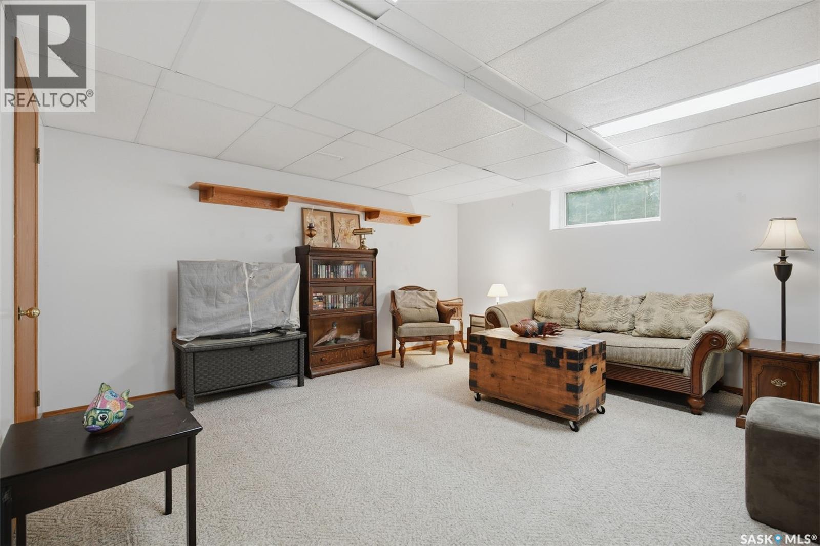 504 3rd STREET E - Image 32