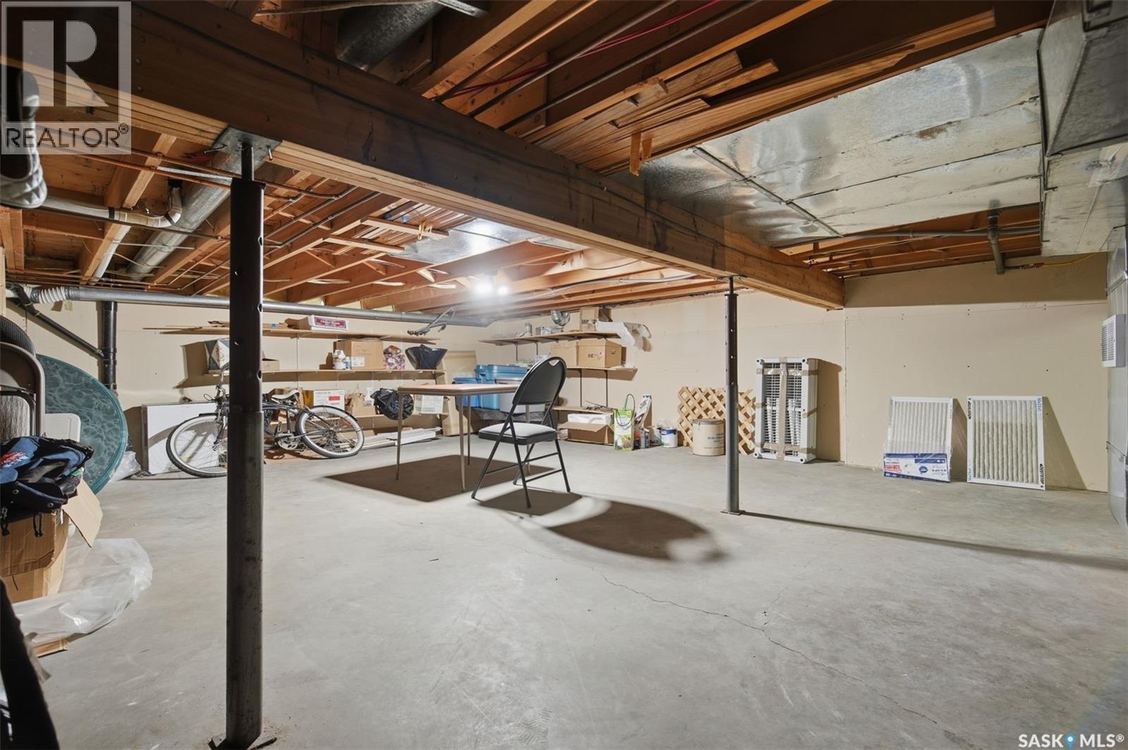 504 3rd STREET E - Image 34