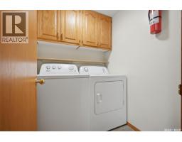 504 3rd Street E, Watrous, SK S0K4T0 Photo 20