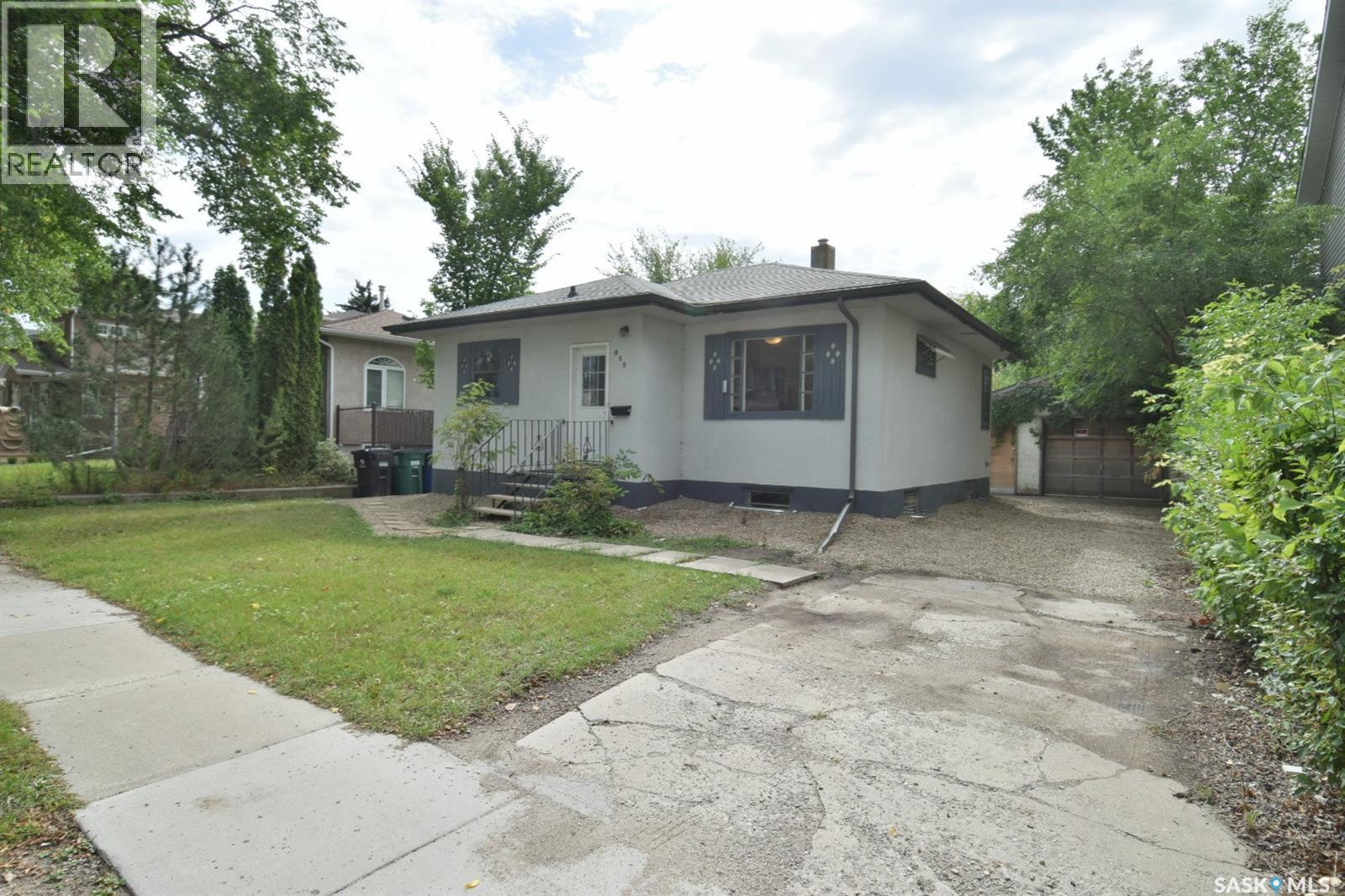 109 108th STREET W, Saskatoon, Saskatchewan, S7N1P3, Saskatoon, Saskatchewan — photo 2 of 5