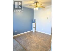 Kitchen - 417 1580 Olive Diefenbaker Drive, Prince Albert, SK S6V7M6 Photo 7