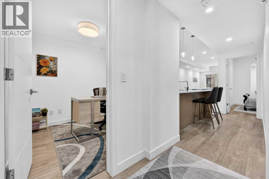 #307 3450 19 Street SW - 3