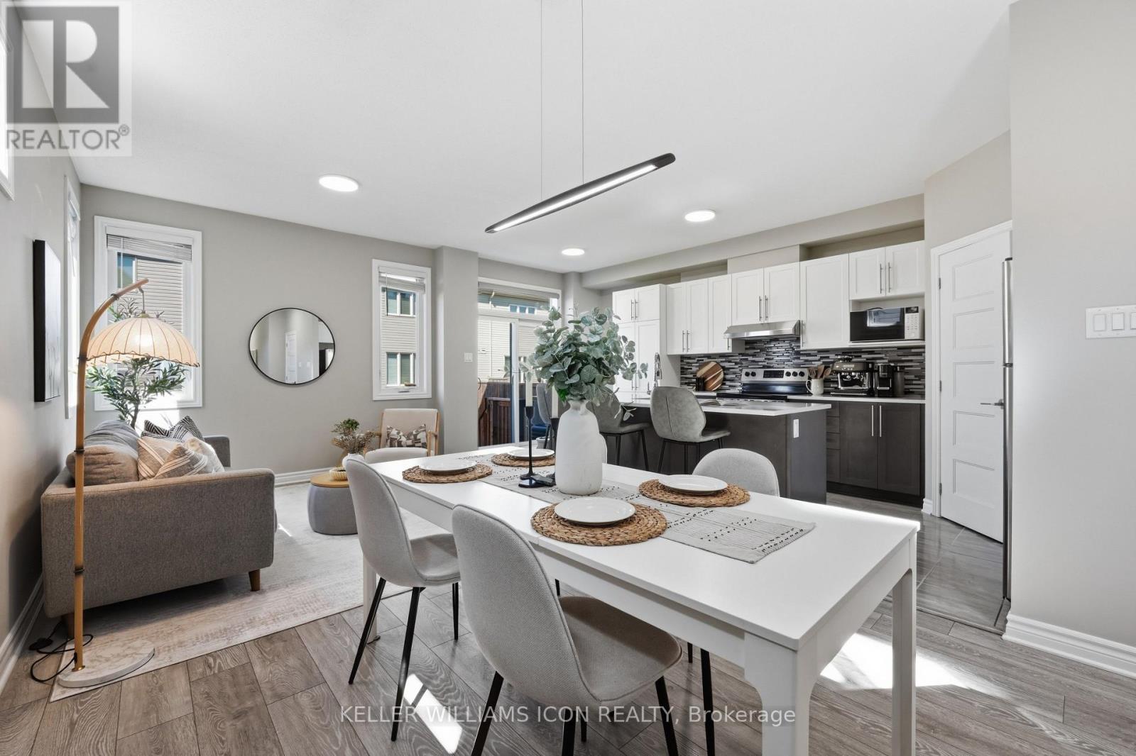 235 BANDELIER WAY - 8