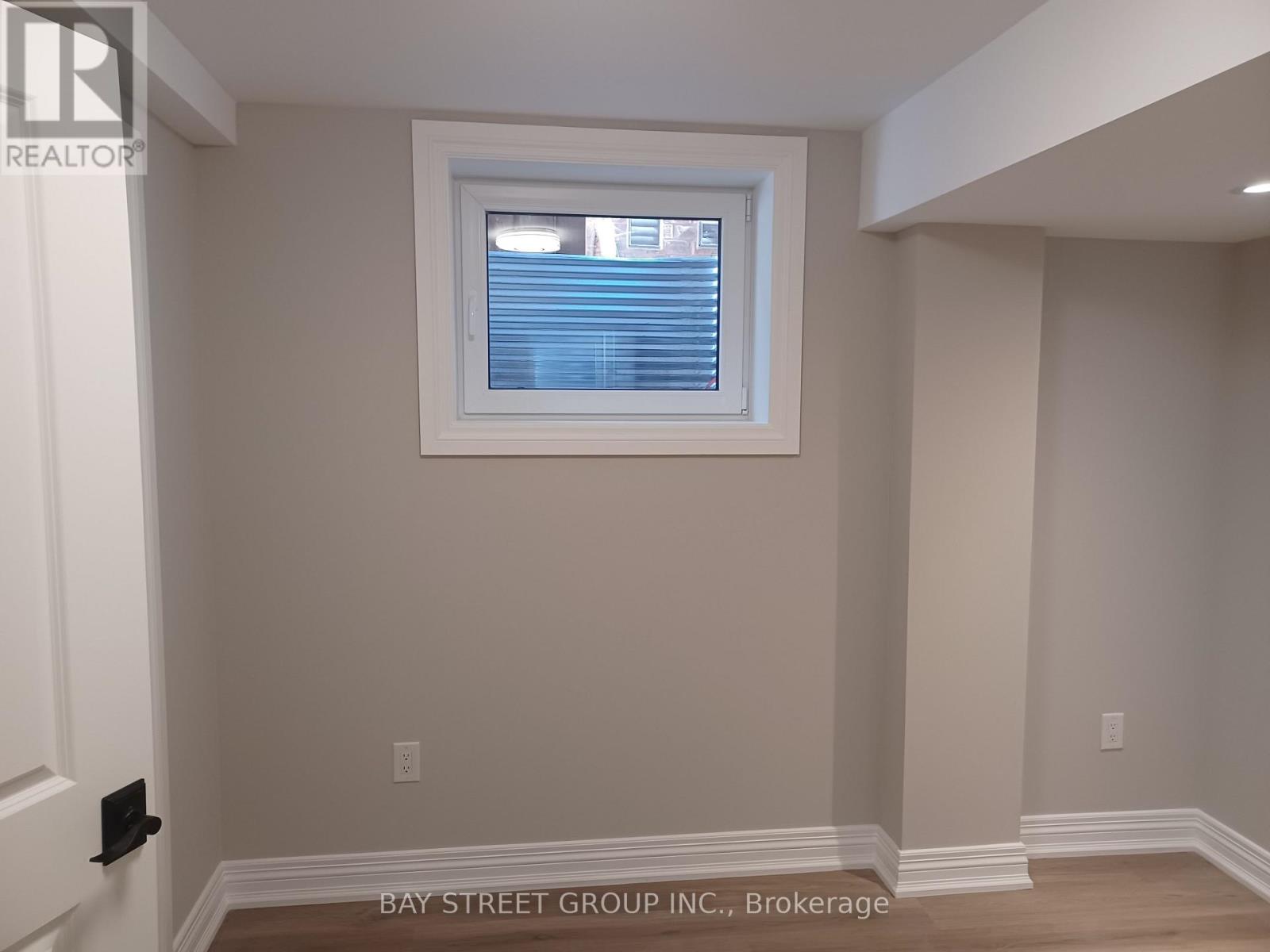 UNIT 2 - 22 DEER PASS ROAD, East Gwillimbury (Sharon) — photo 6