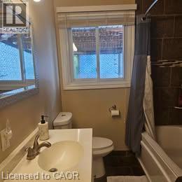 65 WINDING Way, Brantford, Ontario, N3R3S4, Brantford, Ontario — photo 3 of 5