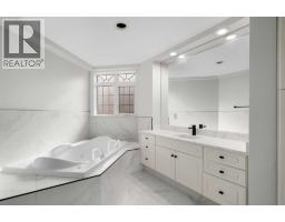 602, 505 Canyon Meadows Drive SW - photo 4