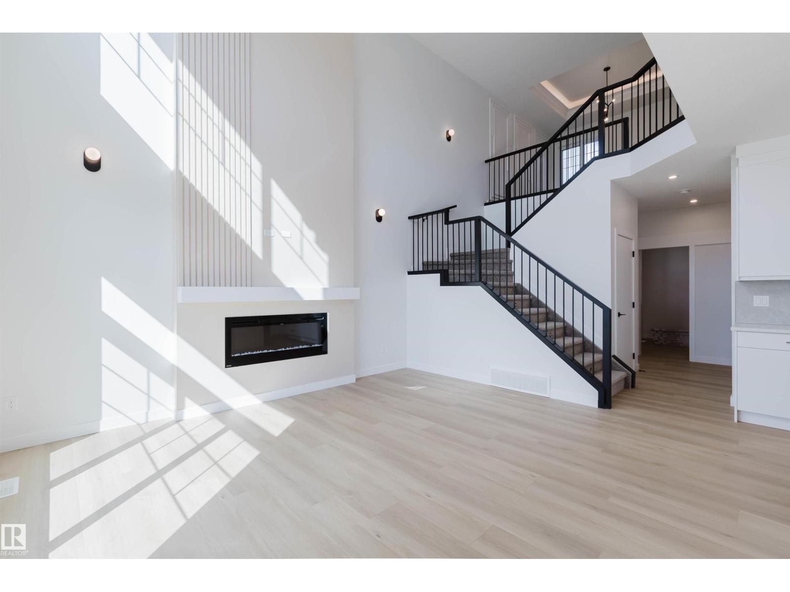211 EDGEMONT GR NW - 11
