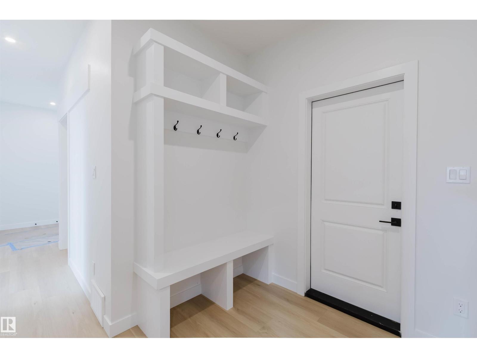 211 EDGEMONT GR NW - 6