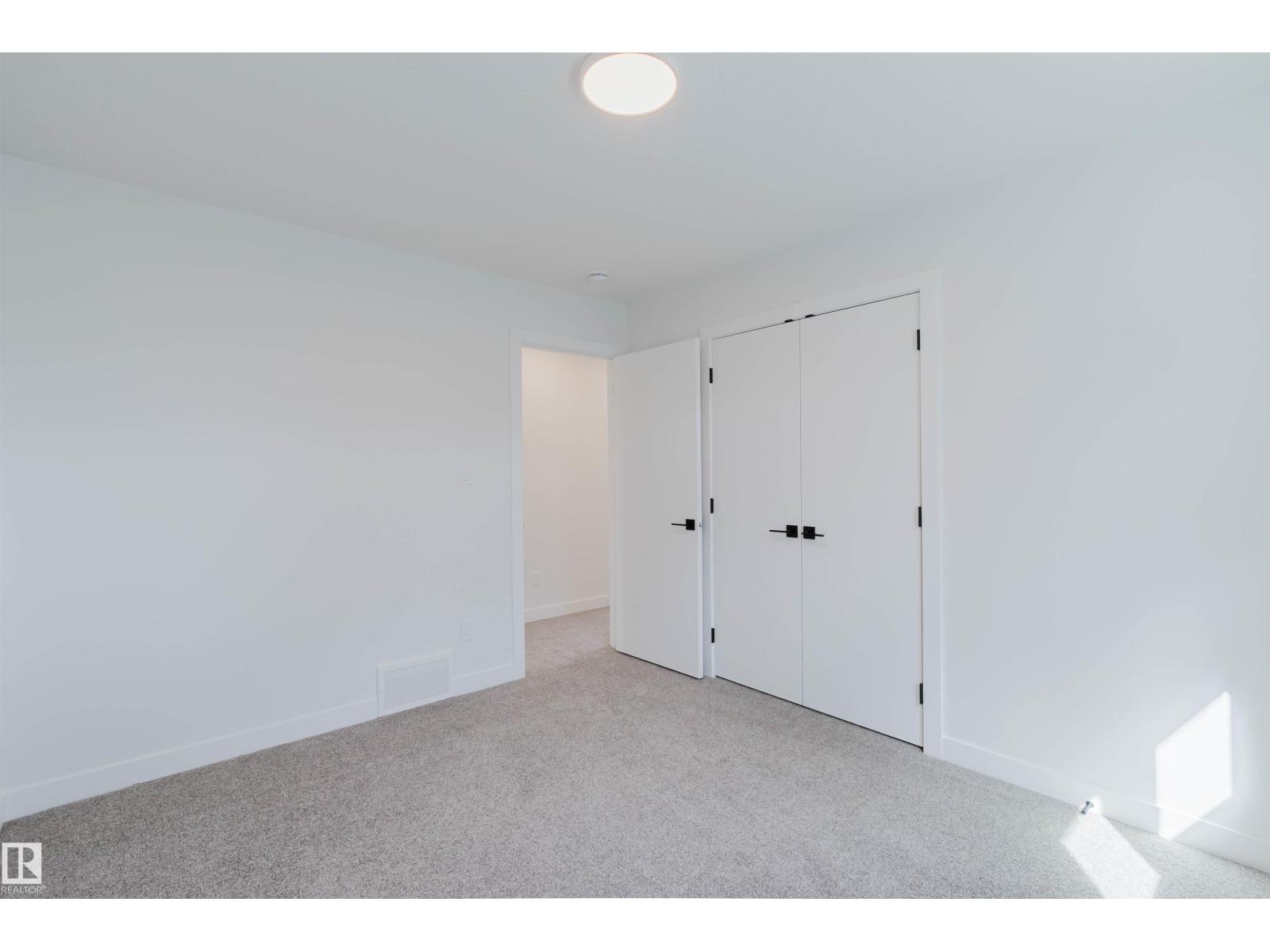 211 EDGEMONT GR NW - 53