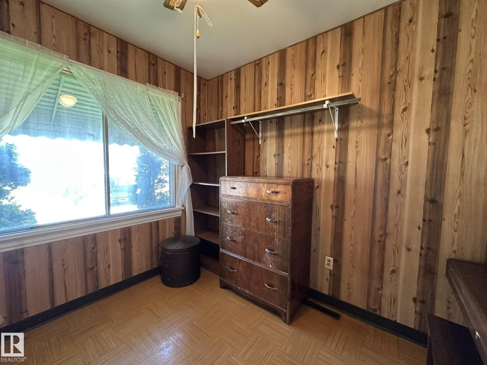 291 White Earth ST - 11