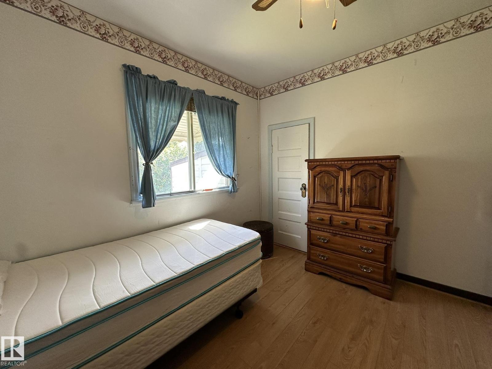 291 White Earth ST - 15