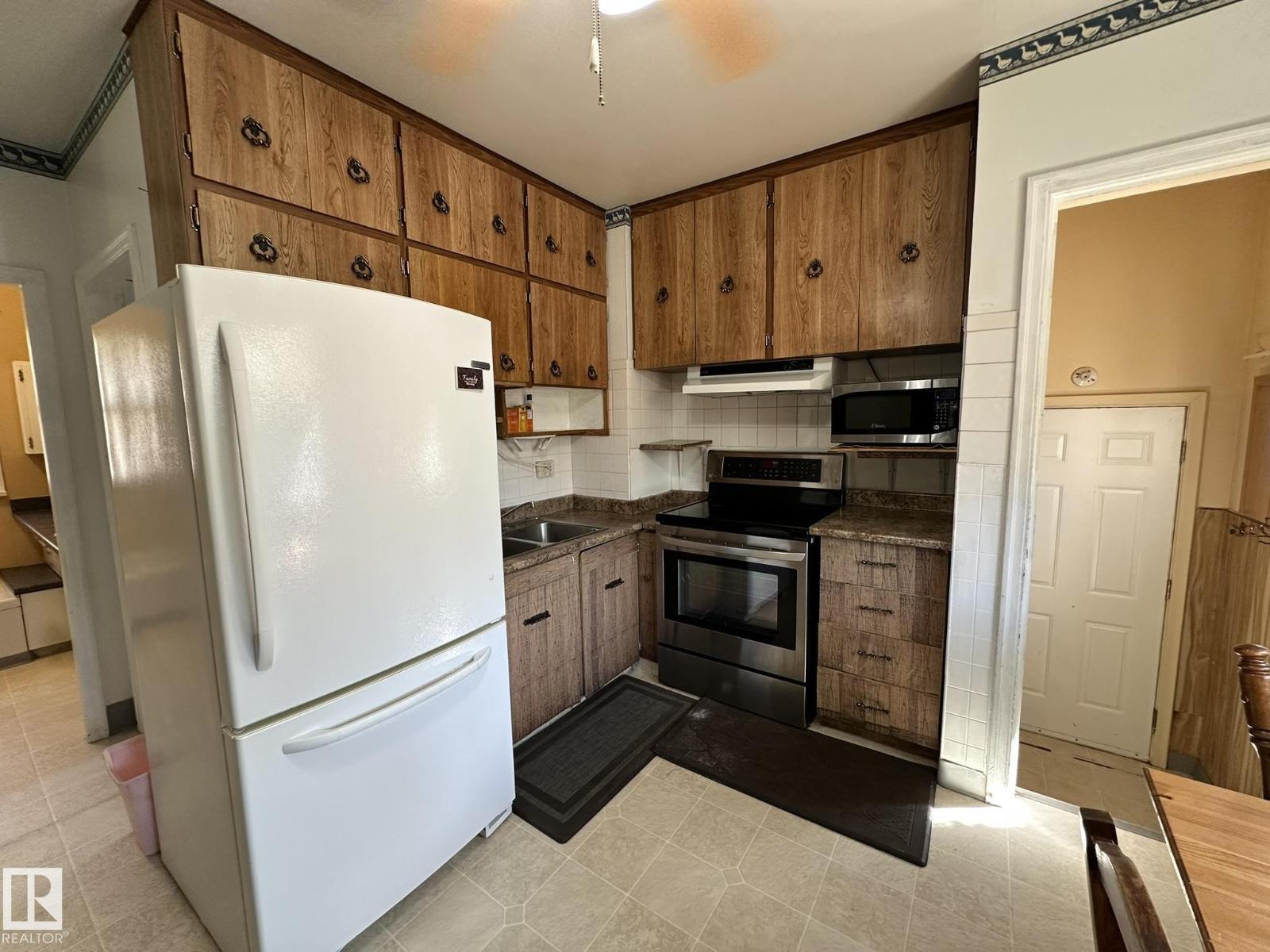 291 White Earth ST - 5