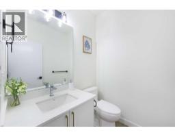Bedroom - 88 Heritage Manor, Cochrane, AB T4C3K8 Photo 10
