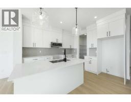 96 Heritage Manor - photo 2