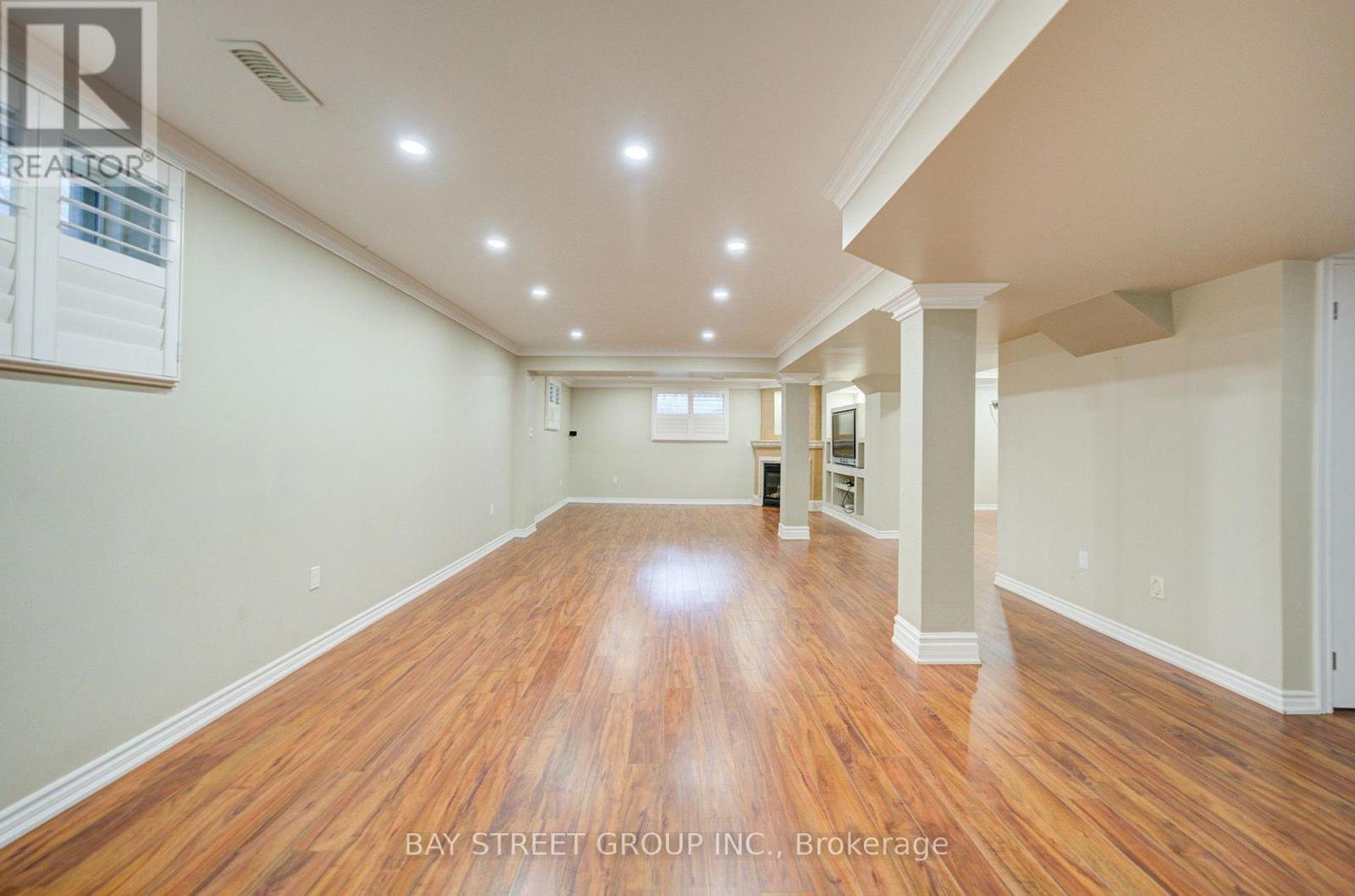 2422 HERTFORDSHIRE WAY - 45