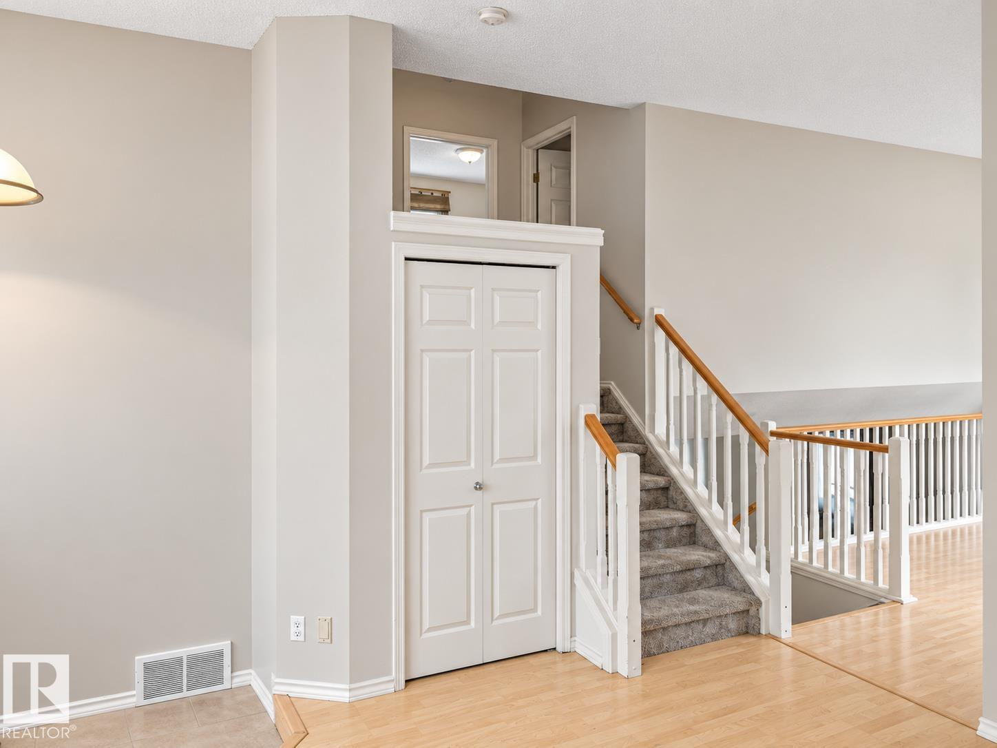 507 WISEMAN LN NW, Edmonton — photo 3